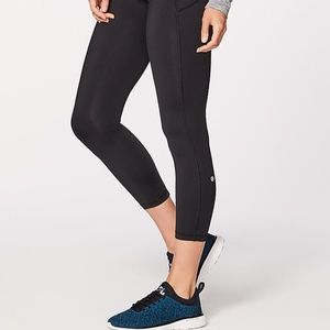 Lululemon Final Lap Crop
